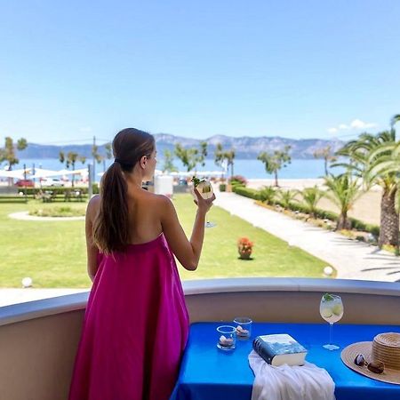 Apolonio Pefki Evia Lejlighedshotel Eksteriør billede